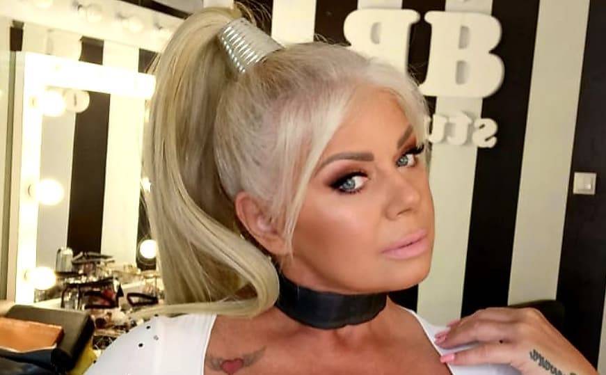 17745cfb1b77f9e91027a7284c2351f3fe77ded9