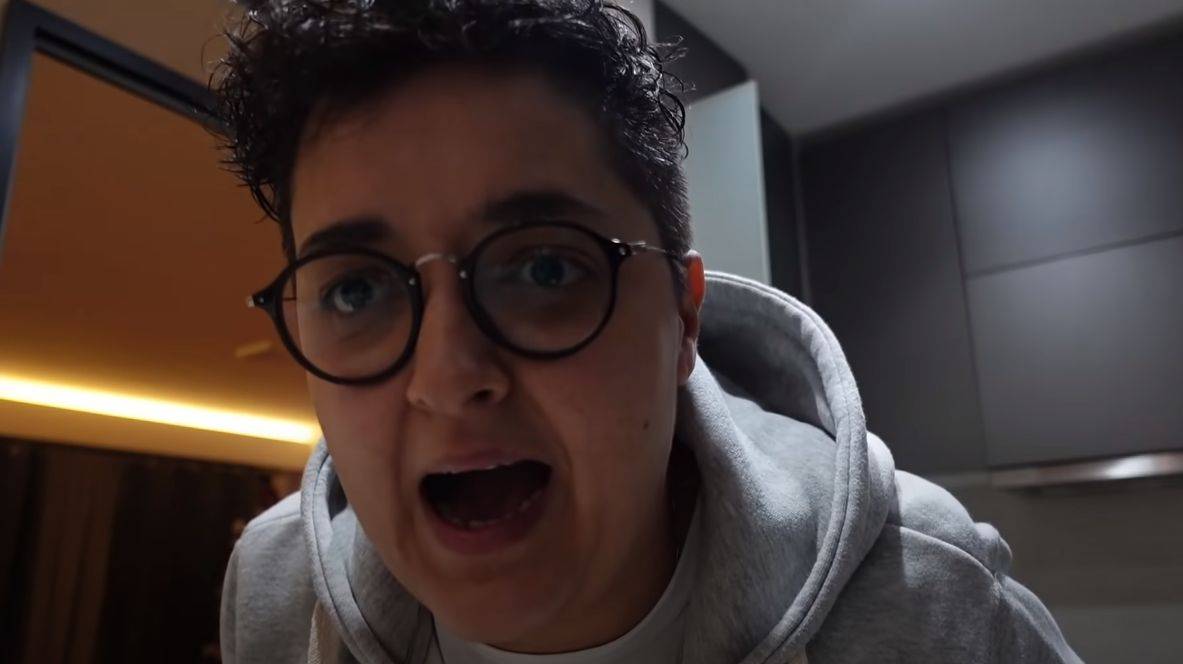 29f1ecaa8bfab91654ba378dba6fb85e2b995804