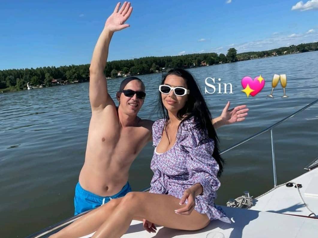 5649497e2389f79cf616997df9c3fb6cfadbac11