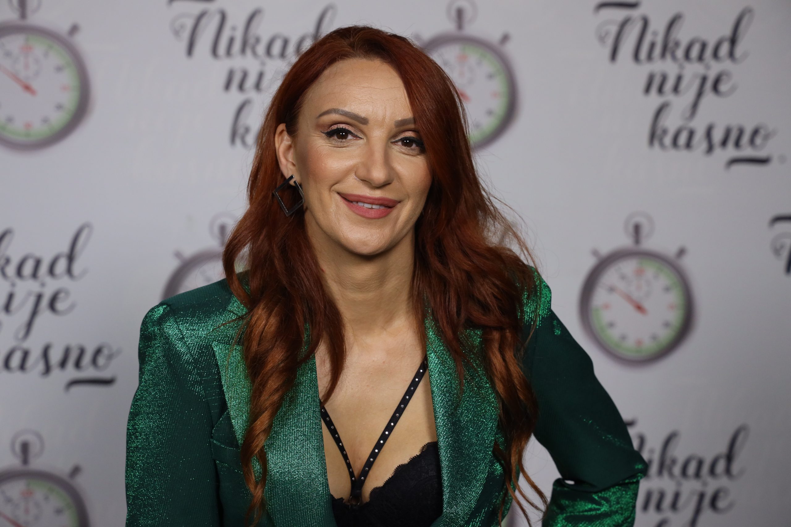 Nakon pet godina borbe, pevačica rodila trojke 6 BRANKA KOLAROV 42 GOD. NOVI SAD 30