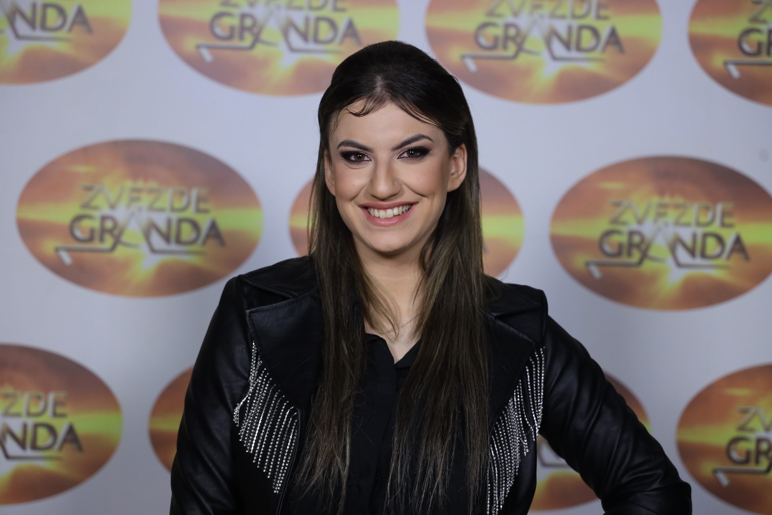 ANGELINA KOTUROVIC 22 GOD. STRUMICAMKD 12 1