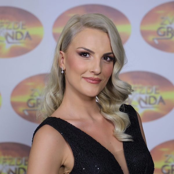 DANIJELA RITAN 24 GOD. BANJA LUKA 19