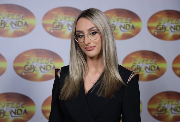 INES SENJIC 17 GOD. STUTGART NEMACKA 1