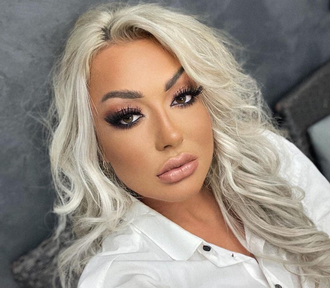sandra r