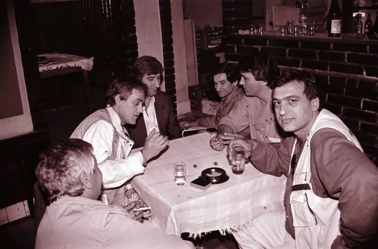 Ovo je najtužnija pesma svih vremena, prema veštačkoj inteligenciji 8 Toma Zdravkovic i Zoran Kalezic Siki pevac Kemal Malovcic 768x507 1