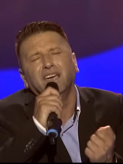 "Putuj sine": Jasmin Heinz koji je postao otac u šestoj deceniji obradovao publiku pravim letnjim osveženjem 32 jasmin heinz