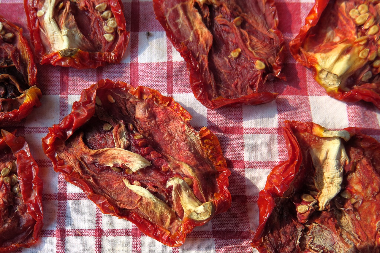 sun dried tomatoes 3597853 1280