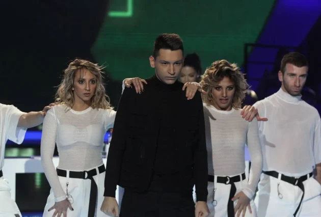 aleksandar radojevic nikada u zvezde granda 1