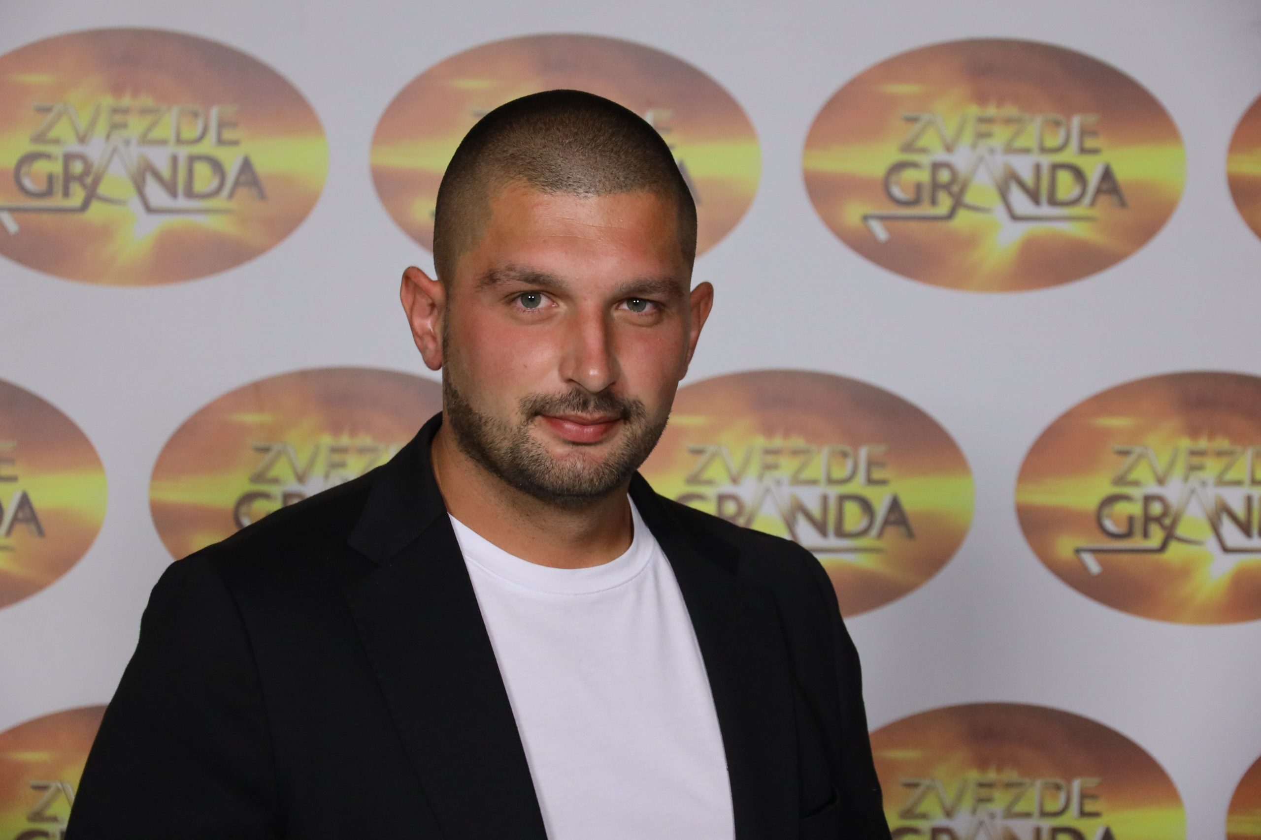 Bugarin u Zvezdama Granda 1 2
