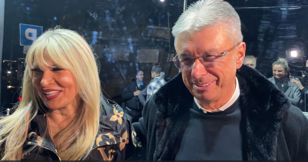 Saša Popović poludeo zbog Suzane Jovanović, pevačica sve otkrila: "Zabranio mi je" (VIDEO) 5 saša popović poludeo zbog suzane jovanović