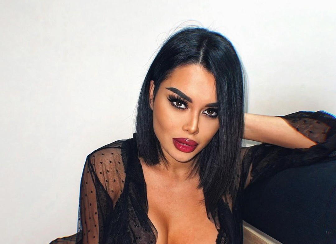 Nećete verovati koliko je godinama imala Tijana Em kada je snimila hit "Žena od sultana" 6 tijana em in 1