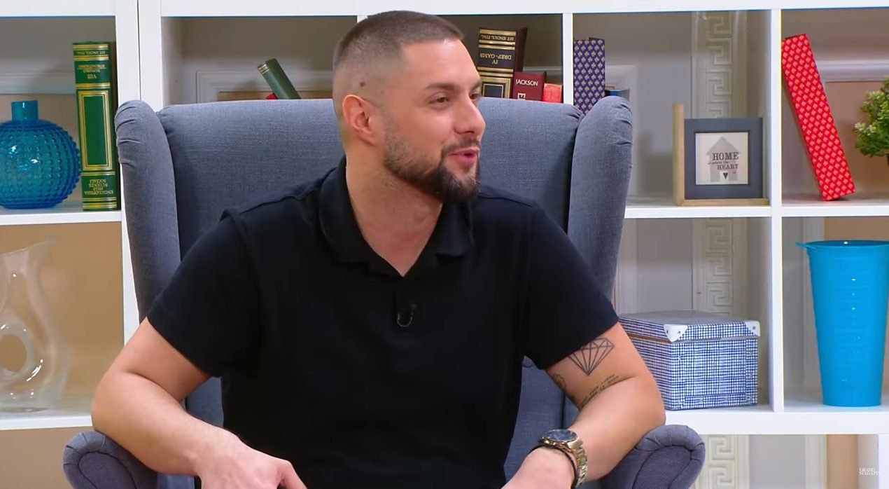 "Muška verzija Tee Tairović": Pevač neverovatno podseća na koleginicu zbog jedne stvari: "Često me porede sa njom" 6 Untitled 116