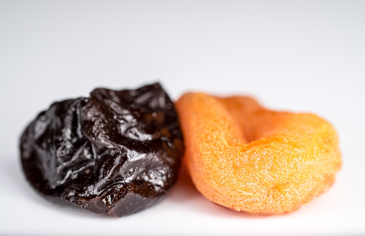 dried apricots 1836007 1280