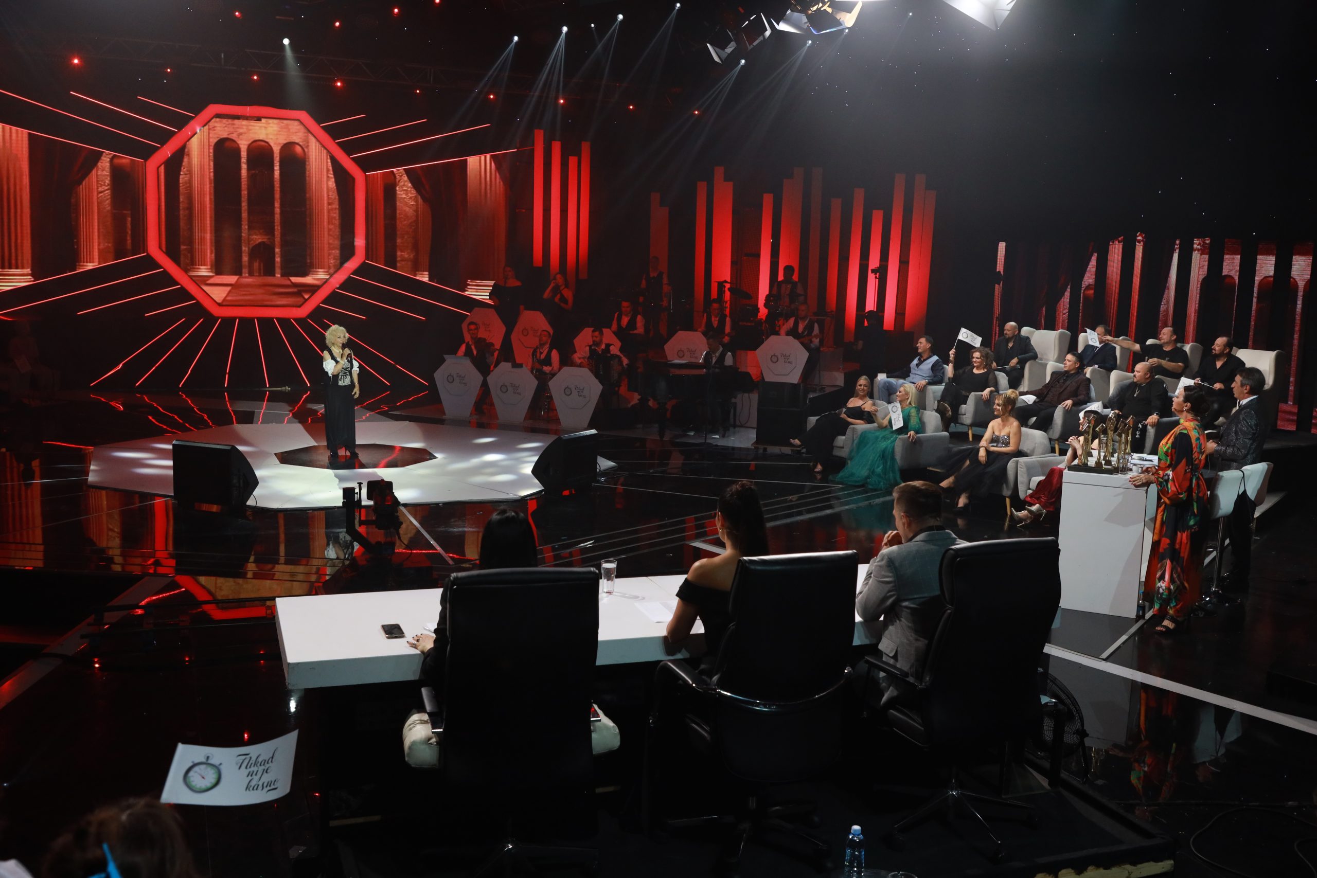 Žika Jakšić i Grand odrešili kesu: Otkrivamo šta dobija pobednik Nikad nije kasno 7 DOBRILA CABRIC NNK FINALE FOTO MUNJA 7 ok