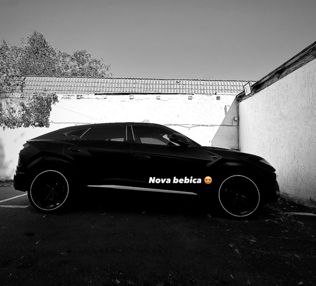 MC Stojan iskeširao 200.000 evra za besan automobil, evo šta sada vozi: "Nova bebica" FOTO 7 Screenshot 20241105 144926 com.instagram.android edit 85324106190104
