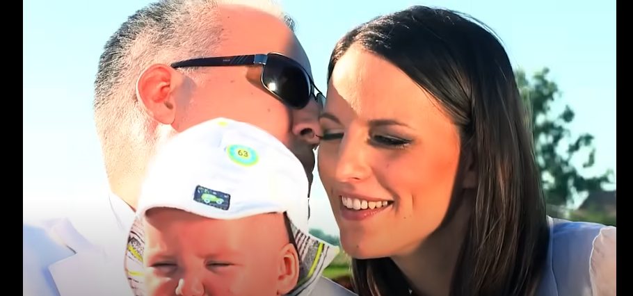 Ovo je supruga Dejana Matića: Pevač tvrdi da joj nije lako sa tri muškarca u kući 7 dejan i supruga