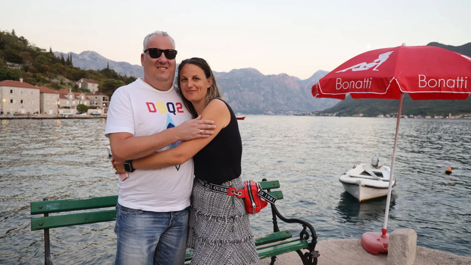 Ovo je supruga Dejana Matića: Pevač tvrdi da joj nije lako sa tri muškarca u kući 6 dejan matic sa suprugom