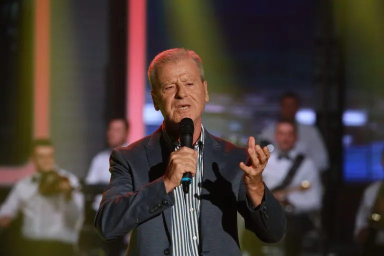 Asim Brkan otkrio koji mladi pevač može da ga nasledi, a ove pevačice ga svaki put rasplaču: "Emotivan sam" VIDEO 9 image 4 22