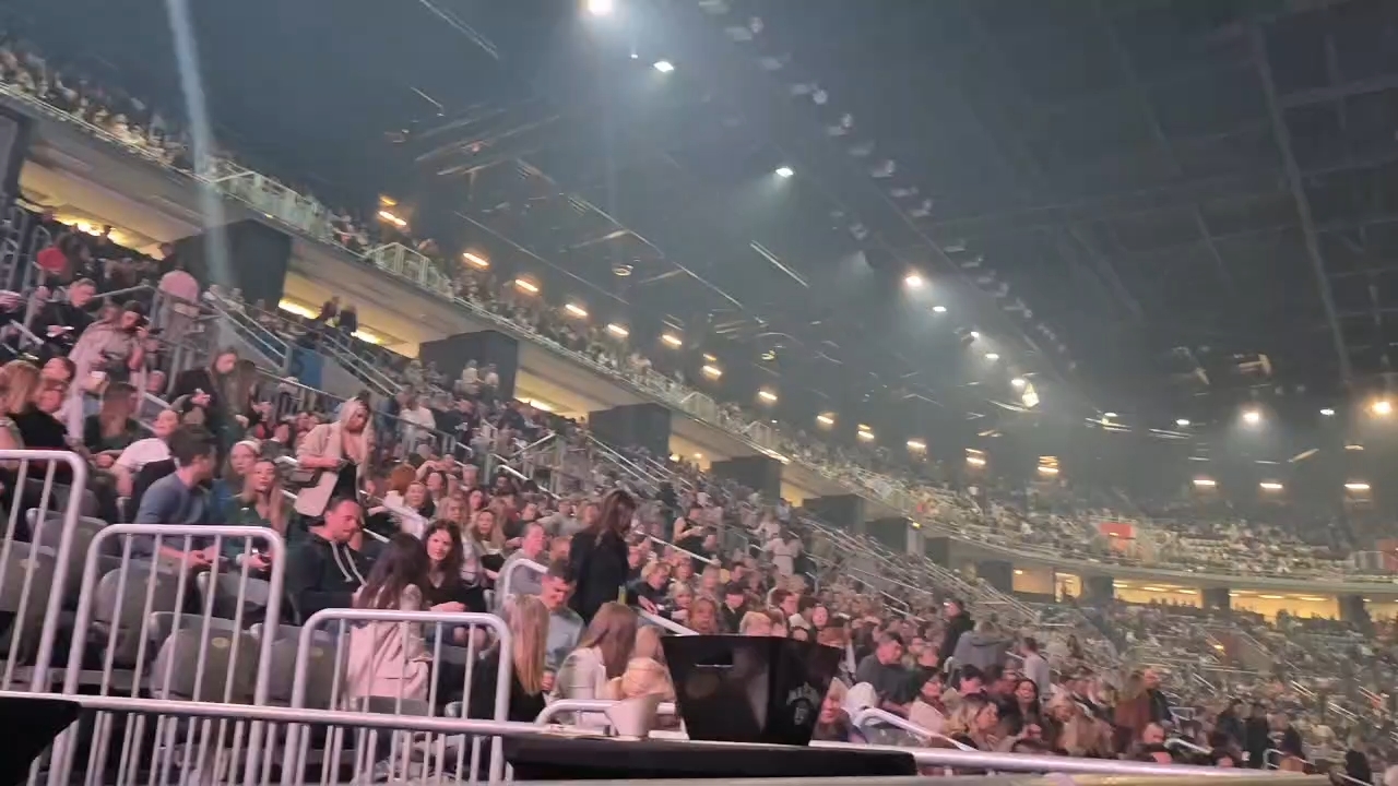 Lepa Brena Arena Zagreb atmosfera 1