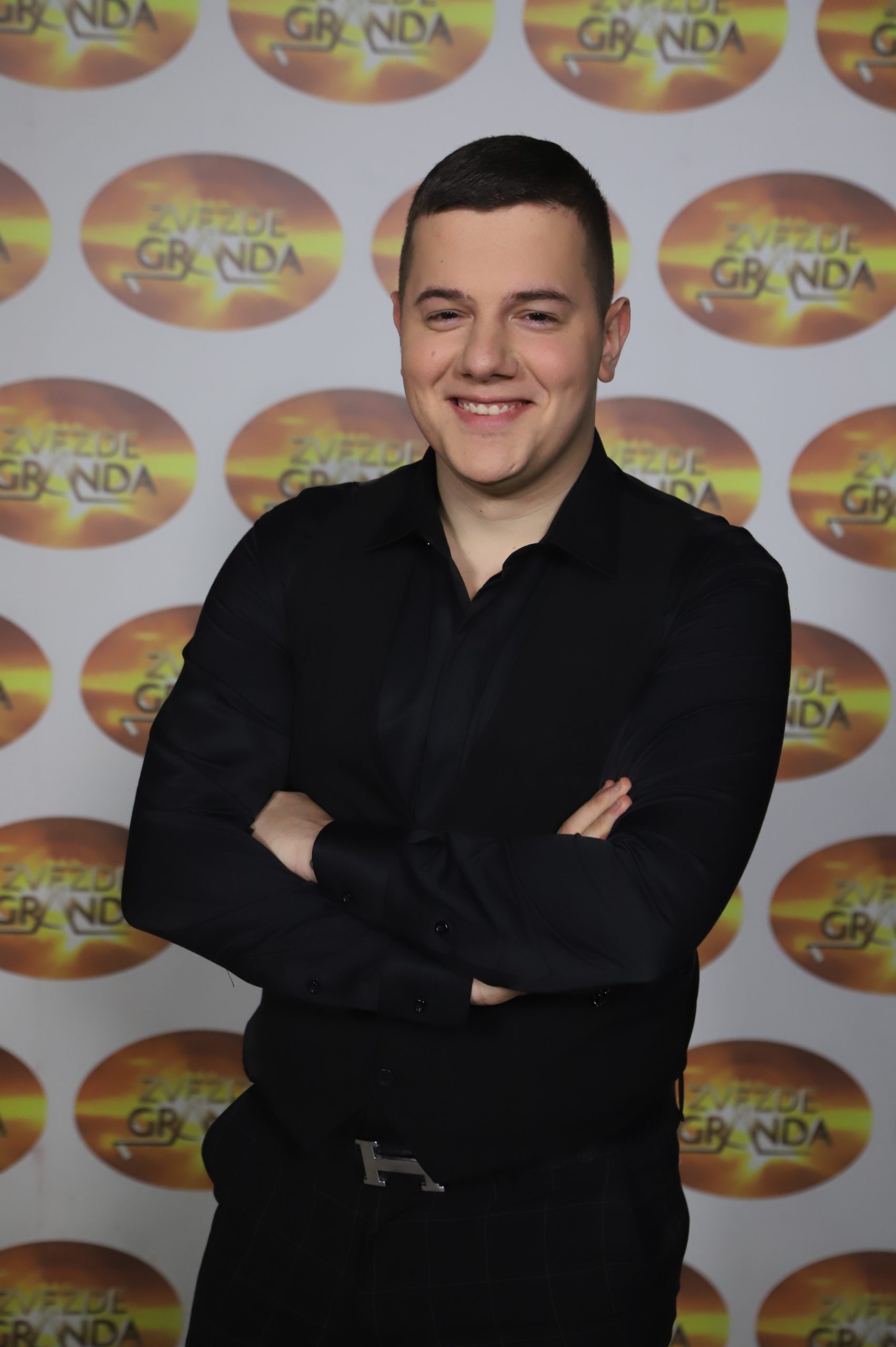 Marko Rašović otkrio kako bi Milija dočekali u Vlasotincu nakon što mu nije dao glas: "Smatra da sam mogao bolje" VIDEO 6 MARKO RASOVIC 22 GOD. ZRENJANIN 18