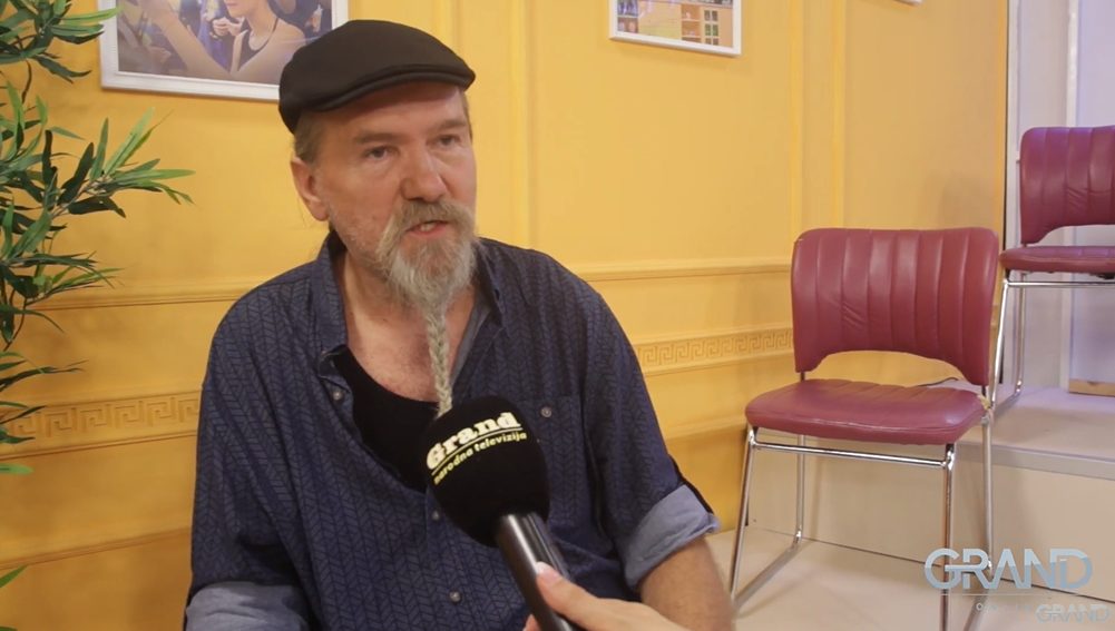 Tata u 52. godini i muzičar bez zarade: "Pevaću iako nisam dobio ni 1 evro" (VIDEO) 6 Mario Kronauer Candotti nikad nije kasno