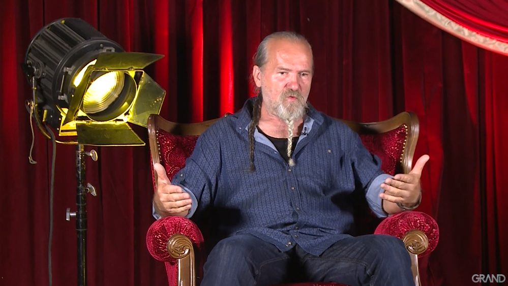 Tata u 52. godini i muzičar bez zarade: "Pevaću iako nisam dobio ni 1 evro" (VIDEO) 5 Mario Kronauer Candotti