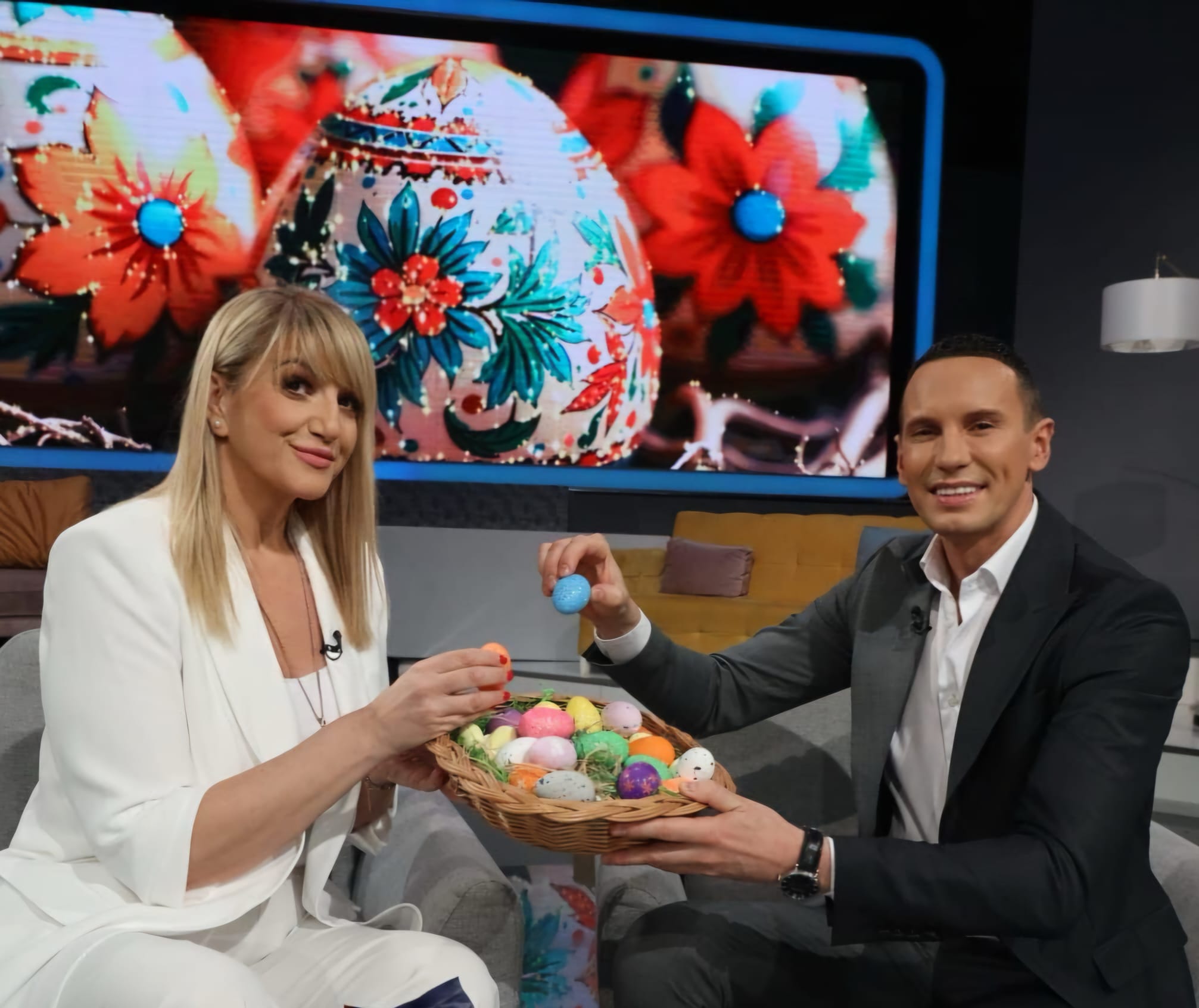 INTERVJU Siniša Medić ovu emisiju sa legendarnom pevačicom nikada neće zaboraviti: "Kao da sam pričao sa kamenom" VIDEO 5 VESNA MILANOVIC I SINISA MEDIC ZGS SNIMANJE 09042025 FOTO MUNJA 1OK