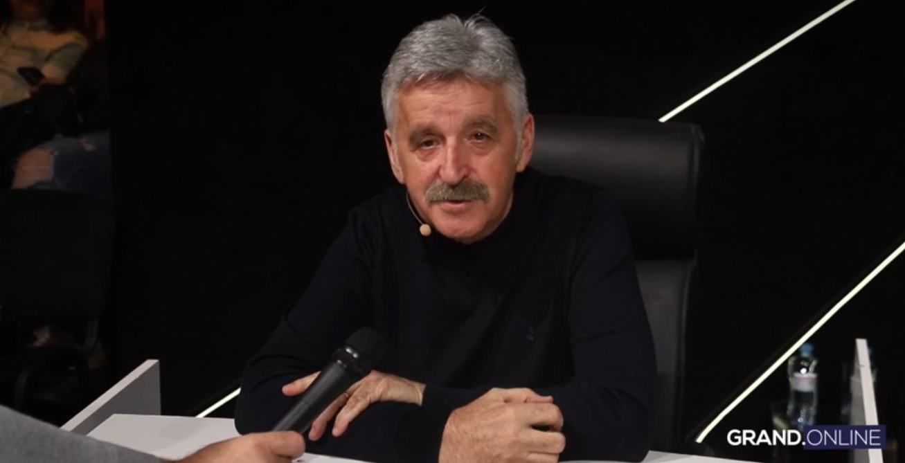 "I onima koji slave, ali i onima koji ne" Uskršnje čestitke žirija "Zvezda Granda" upućene doslovno svima: "Slučajnosti čine život" VIDEO 6 bosanac 1