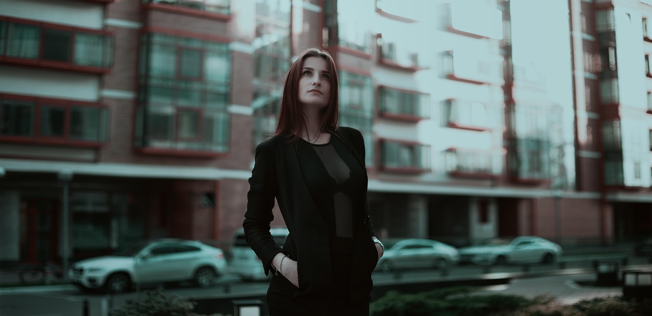 business woman 1584654 1280