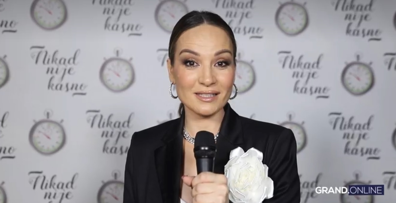 Nikad nije kasno za sjajne uskršnje čestitke, lepe želje se ne mogu lako opisati: "Neka vam je na zdravlje i spasenje" VIDEO 7 jelena tomasevic 2