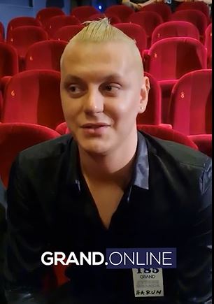 Posle 10 godina, pevač ponovo na audiciji, prisetio se reči Saše Popovića: "Roditelji nisu bili za to" VIDEO 5 skender