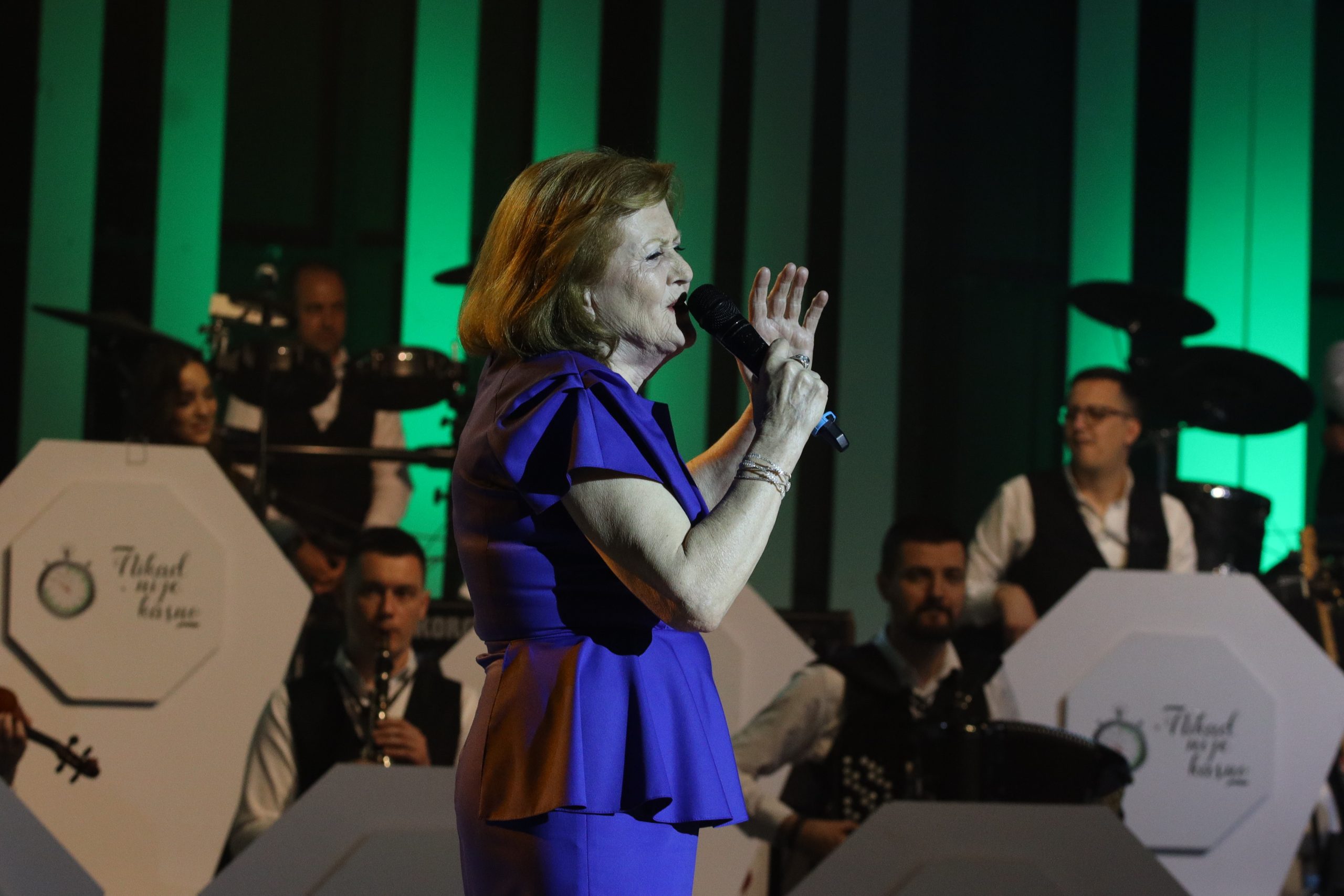 Oglasila se ćerka Snežane Radulović nakon što je njena majka napustila takmičenje: "Ona je najhrabrija žena na svetu" 6 0A0A0568