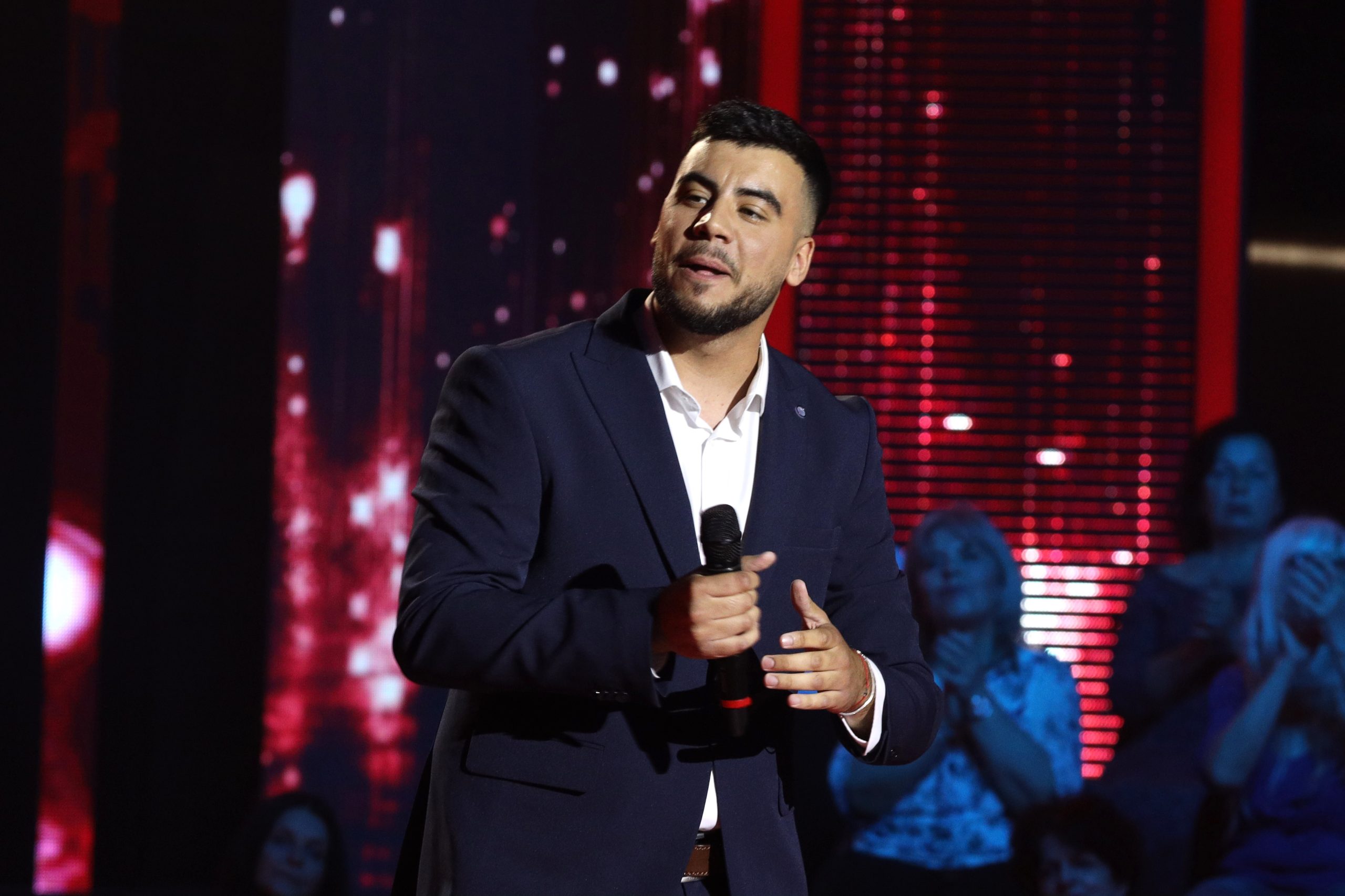 Prija mu pažnja lepšeg pola, ali bi najradije ugasio društvene mreže: ''Ima svega, to je gubljenje vremena'' (VIDEO) 9 0A0A0637 1