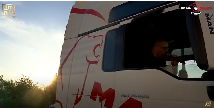 Ćana nije jedina: Pevač na veselje došao kamionom VIDEO 7 3 1