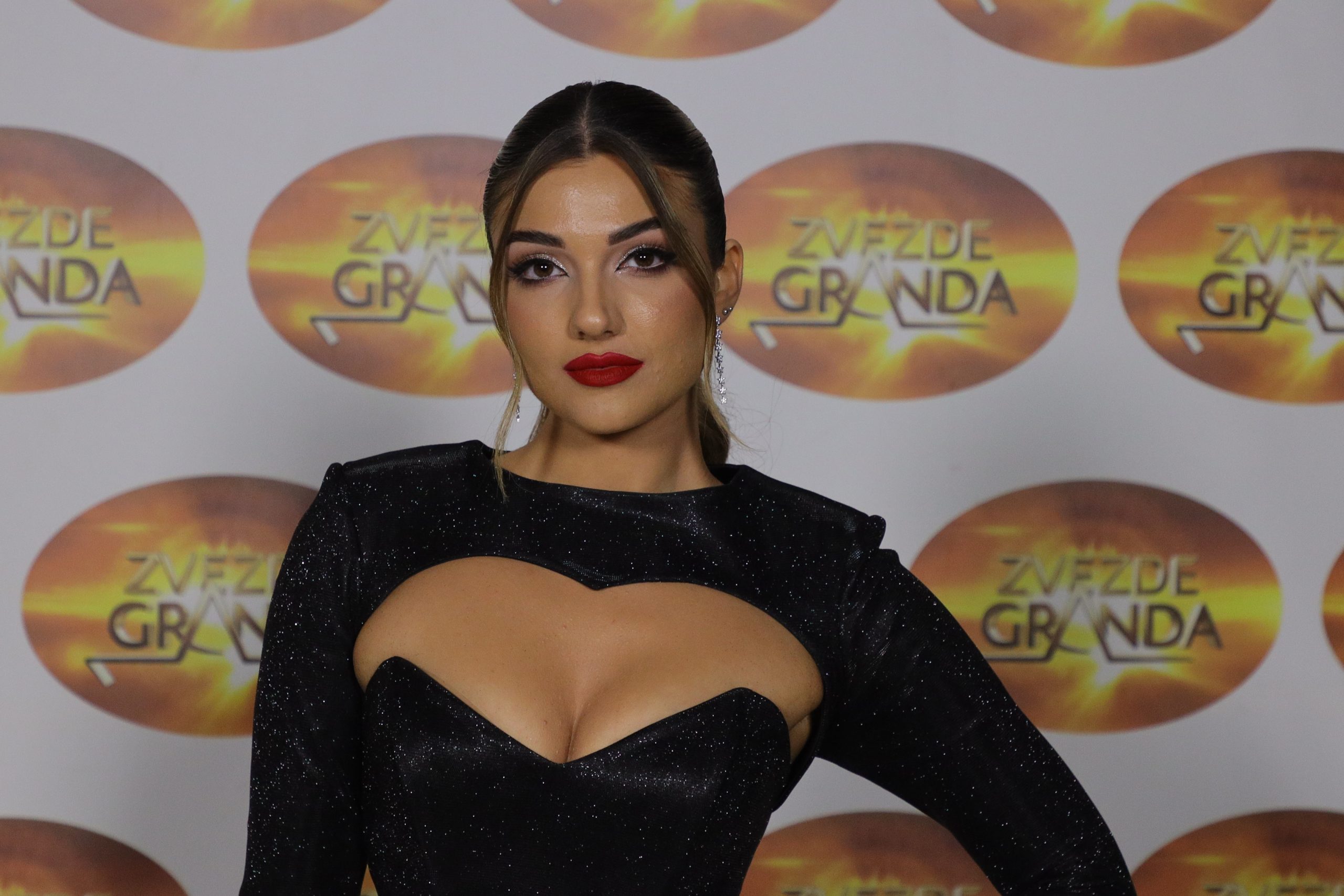 Anđela Arman se suočila sa problemom pre nastupa: "Bog nas namerno stavlja pred izazove" VIDEO 4 ANDJELA ARMAN 22 GOD. VRSAC 1