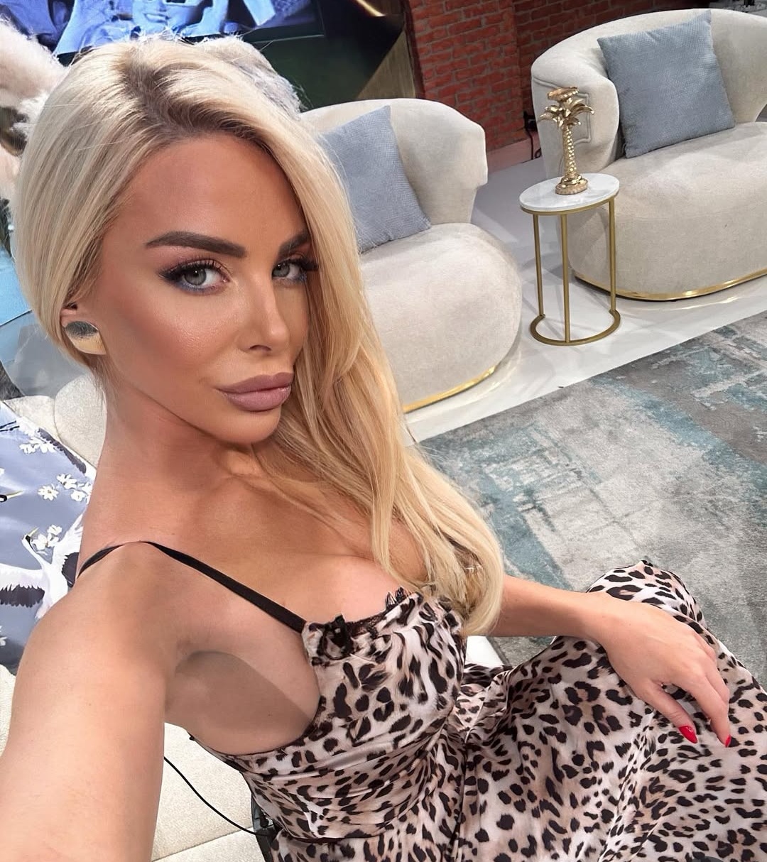 To se zove samopouzdanje: Voditeljka u programu uživo bez brusa 7 Bojana Lazic 2