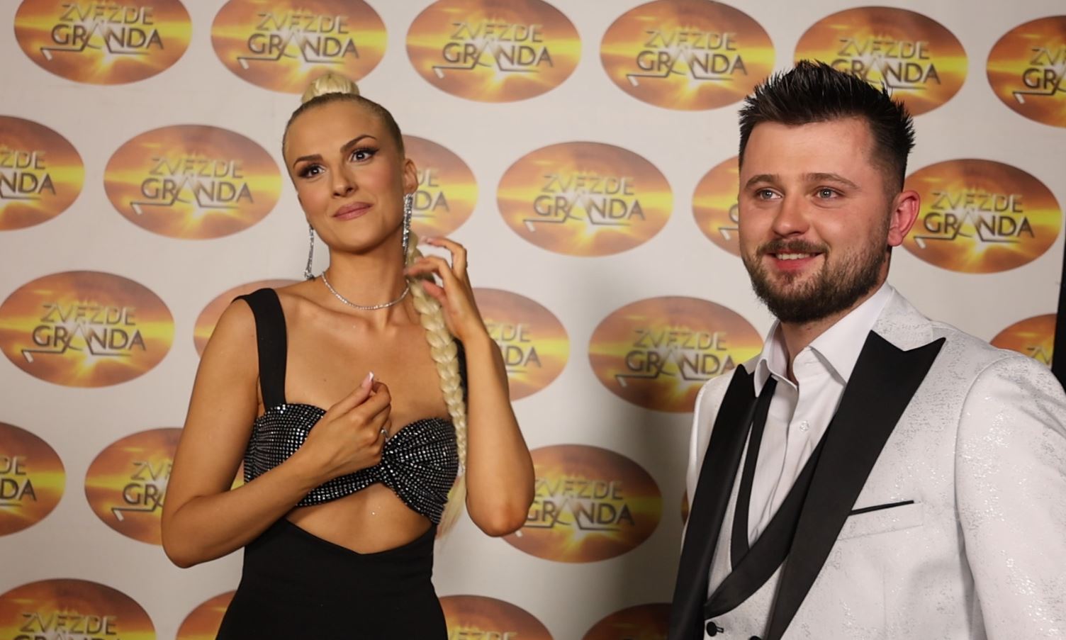 Danijela Ritan otkrila koji poznati pevač je njen kum: "Upoznali smo se pre dve godine" 8 Capture 26
