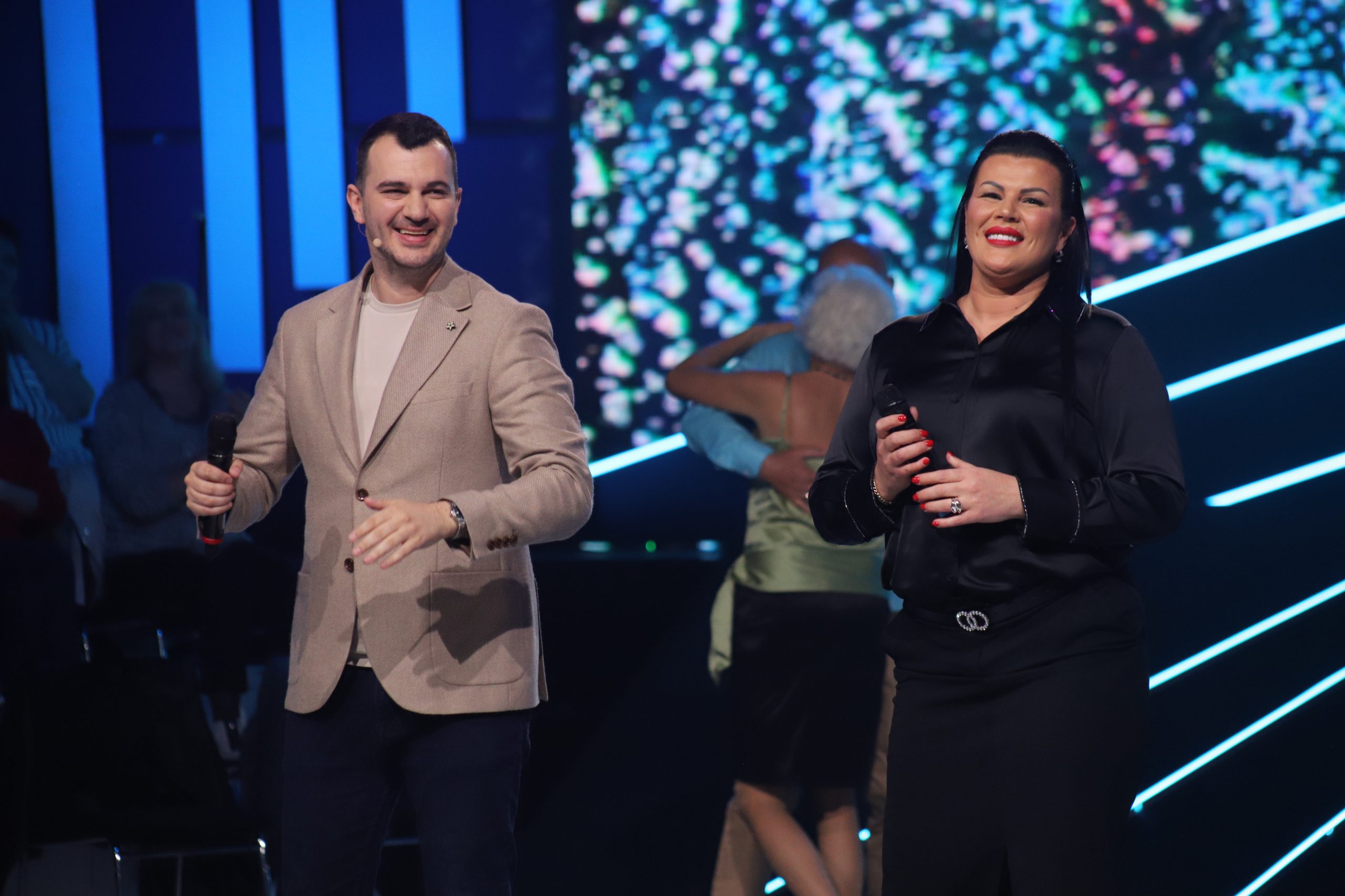 ’’Glas kao mitraljez, faca kao na ležaljci’’: Miloš Brkić opčinjen Sabinom Dodik 9 IMG 2436