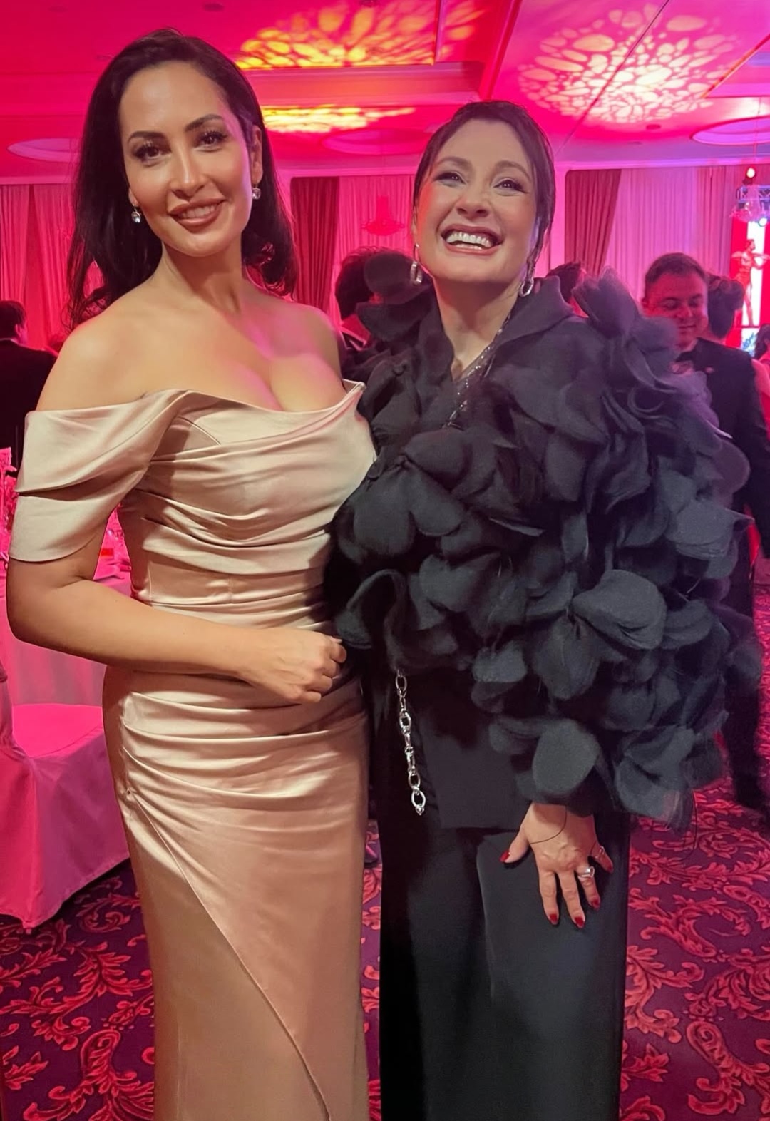 Neočekivani balski susret Kaliopi i Ljubice Vraneš, prijateljstvo nastalo kod Žike u emisiji (FOTO) 7 Ljubica Vranes i Kaliopi