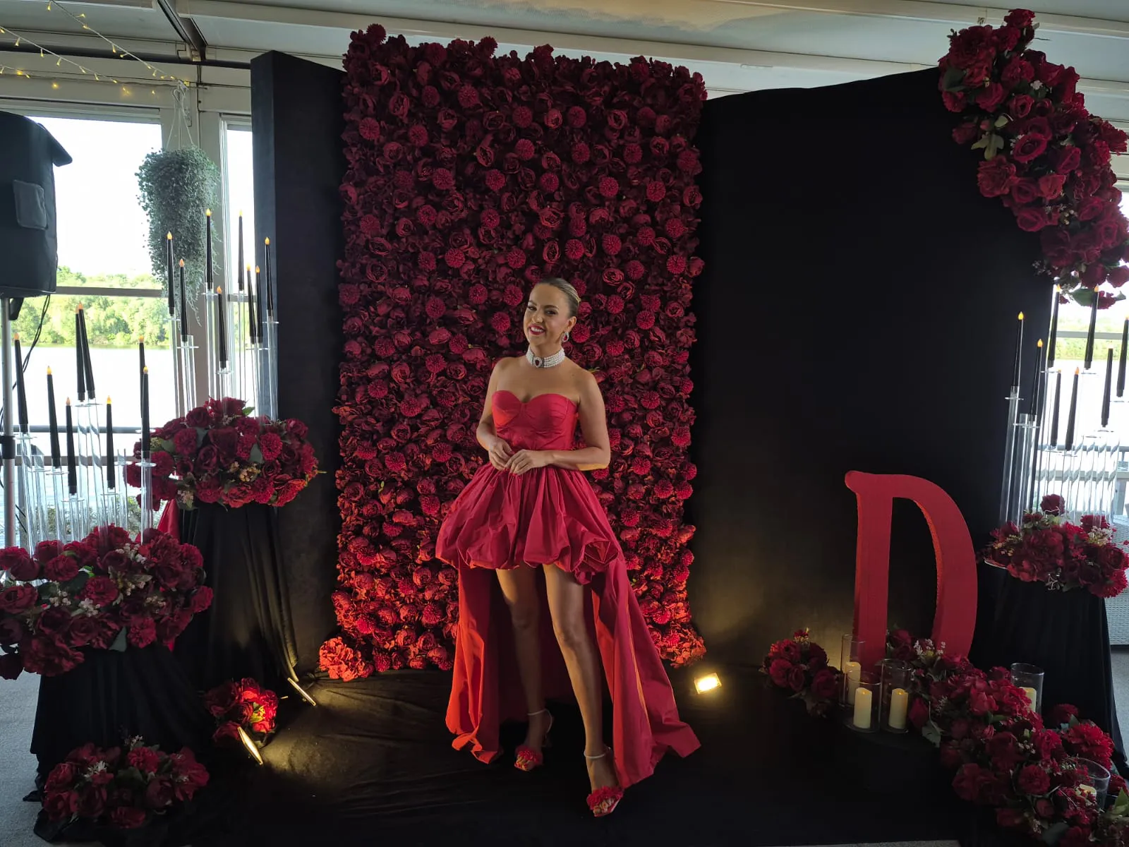 Rođendan godine: Dragica Zlatić organizovala gala žurku, sve u znaku ljubavi (FOTO) 6 PHOTO 2025 05 13 18 18 09