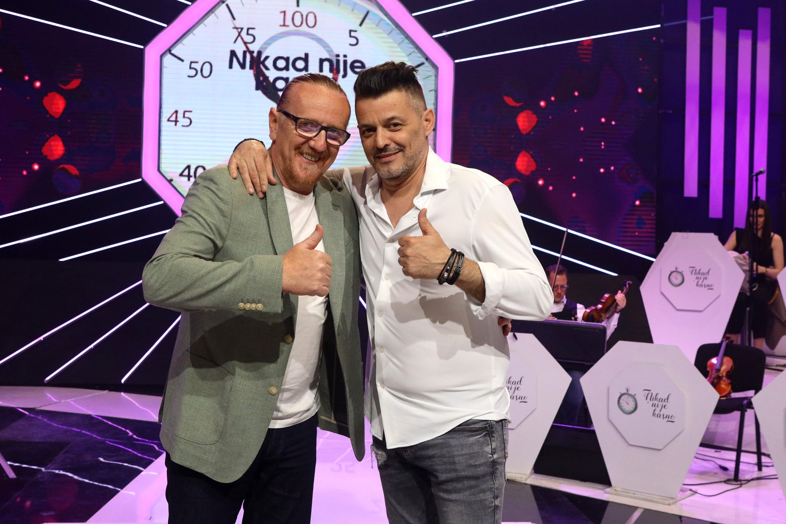 Veče prepuno emocija i neizvesnosti: Oni su prvi polufinalisti, a sudbina ostalih kandidata zavisi od vas 7 PROSLI NNK SNIMANJE 08052025 FOTO MUNJA 2 ok