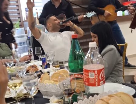 Prebolela i bez problema došla na slavu: Ana Sević se do kasnih sati veselila u Brestaču kod Darka Lazića (FOTO) 6 Screenshot 2025 05 07 144522