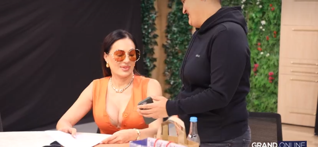 Bekstejdž pun iznenađenja: Marija Šerifović se smejala do suza, a evo ko se još iznenada pojavio VIDEO 8 Screenshot 2025 05 16 144432