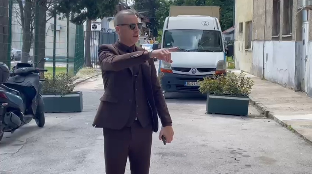 Svi pohvalili stajling Milana Mitrovića: "To je ljubav prema moćnim rendžerima" VIDEO 5 Screenshot 20250513 170809 Gallery