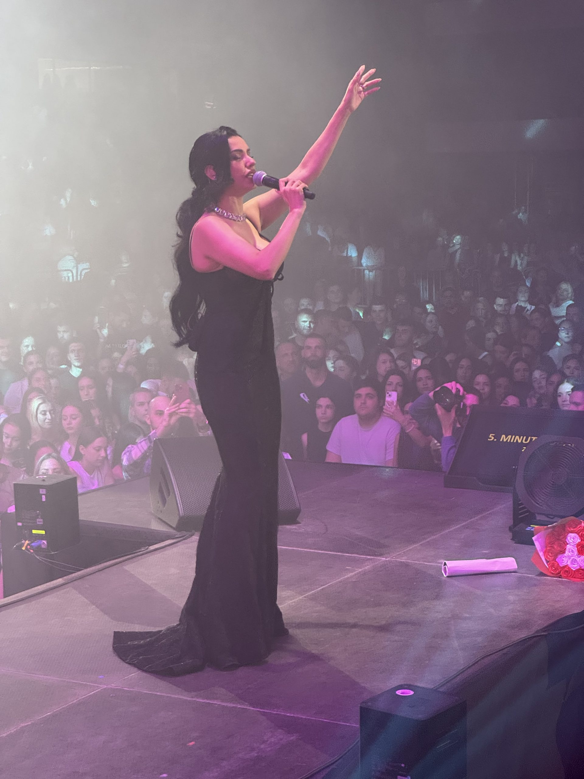 Tanja Savić "zapalila" Novi Sad, srpska Atina na nogama (FOTO) 6 Tanja Savic 5