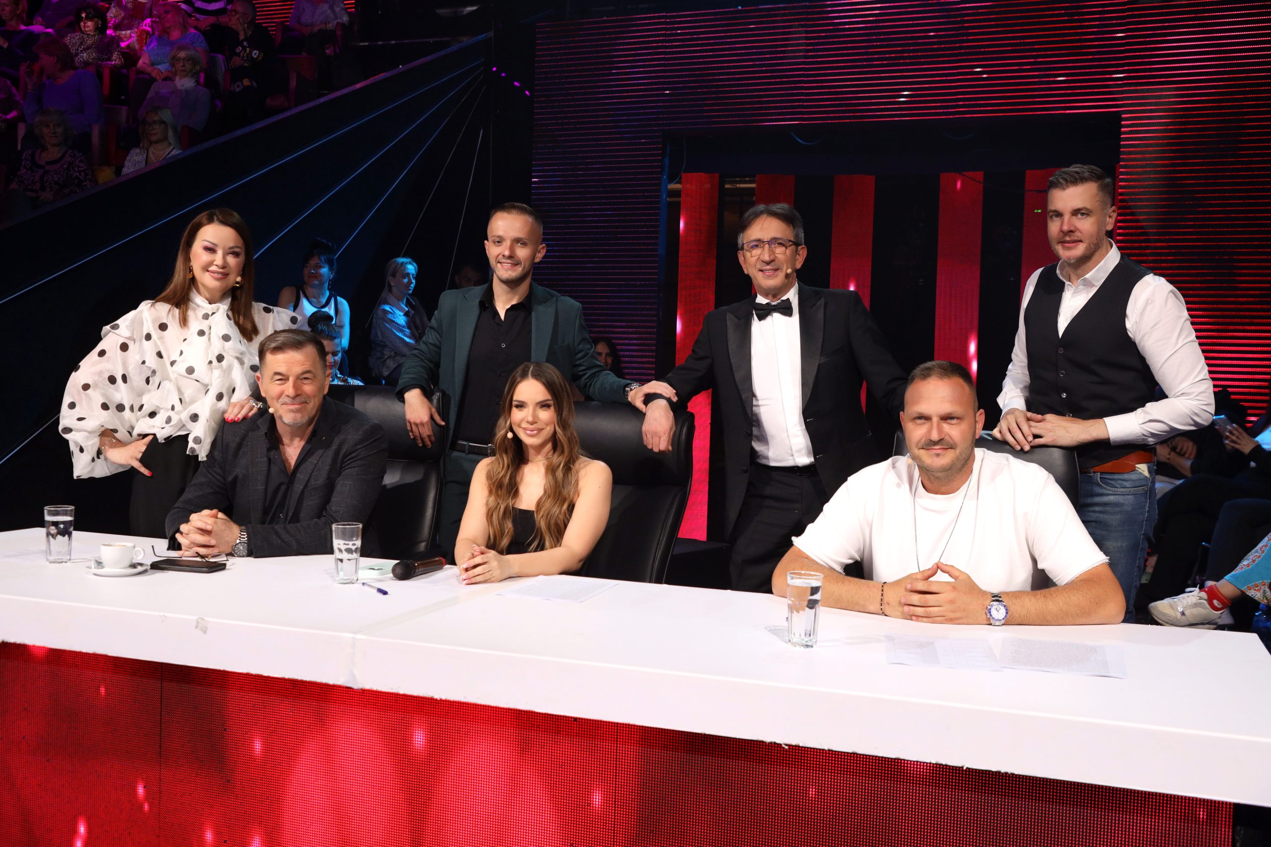 Veče prepuno emocija i neizvesnosti: Oni su prvi polufinalisti, a sudbina ostalih kandidata zavisi od vas 5 ZIRI NNK SNIMANJE 0852025 FOTO MUNJA 8 ok 1