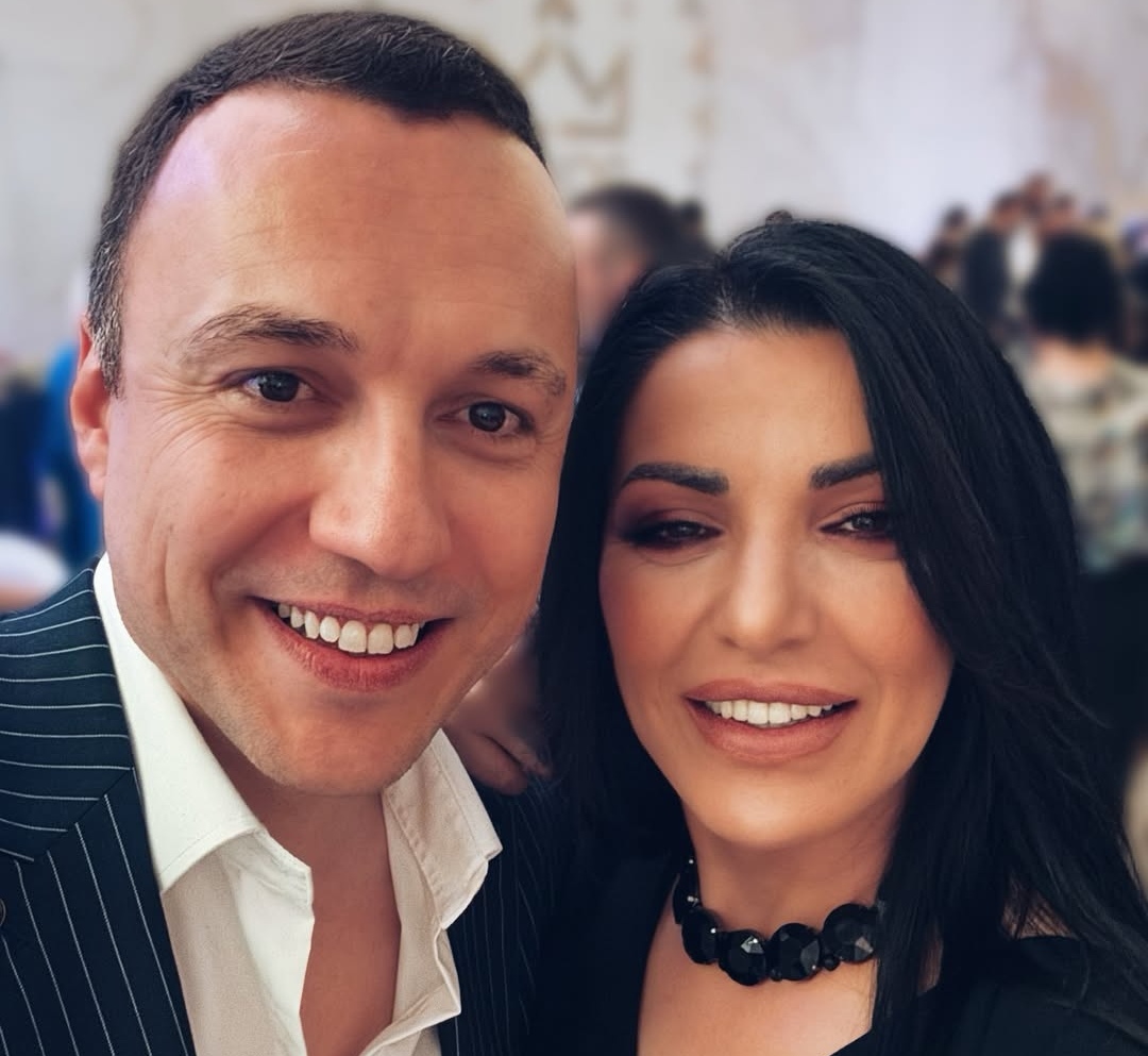 Kakva čast: Pobednica "Nikad nije kasno" na godišnjici mature pobednika "Zvezda Granda" VIDEO 5 Zorica Eric Bane Mojicevic