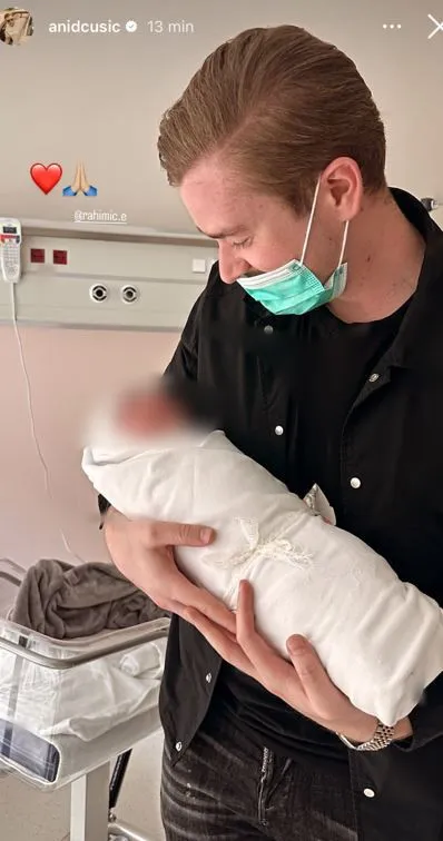 Nakon što se oženio u tajnosti, pobednik Zvezda Granda postao otac 7 anid
