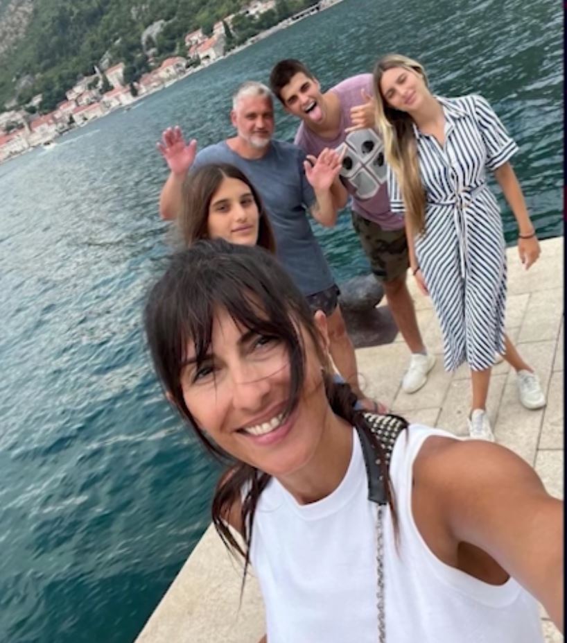 Čeda Jovanović o razvodu: "Osećao sam se kao da sam od njh napravio taoce svog ludila, Jelena je ko zna koliko puta na nogama umrla zbog mene" VIDEO 7 ceda zena i deca