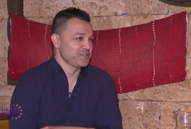 Pevač zbog Popovića u "Zvezdama Granda" dobio drugo ime, godinama se zajedno smejali zbog toga: "Sale, vi ste sad moj kum" VIDEO 7 cobe batjarevic 6